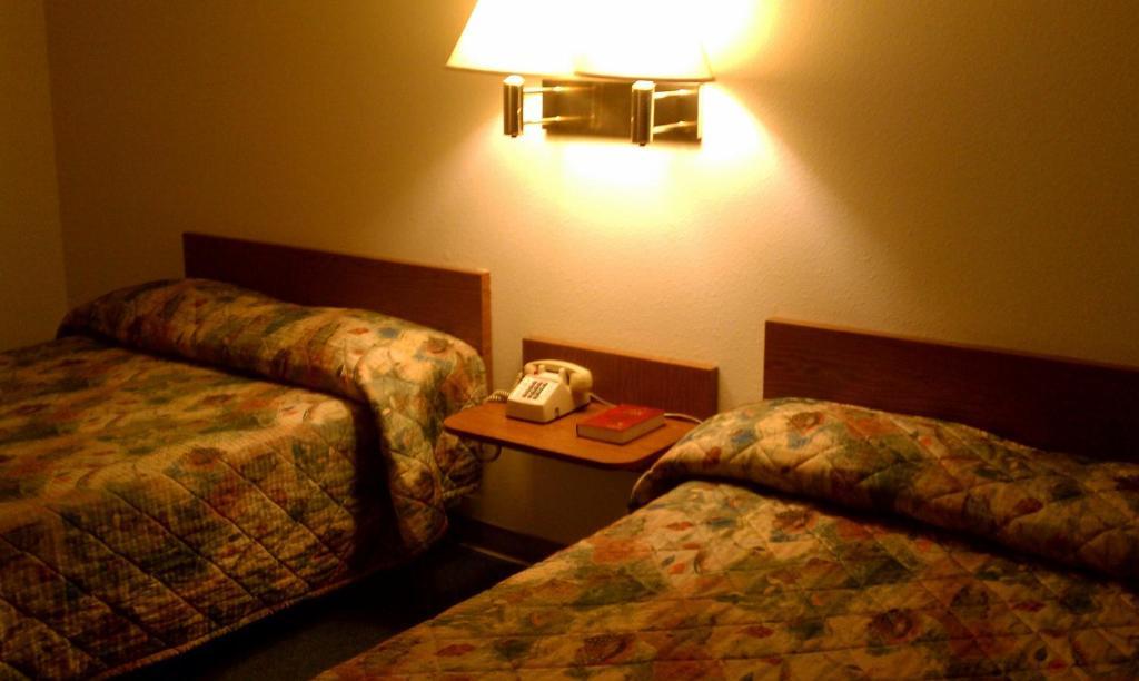 Colorado River Value Inn 불헤드시티 객실 사진